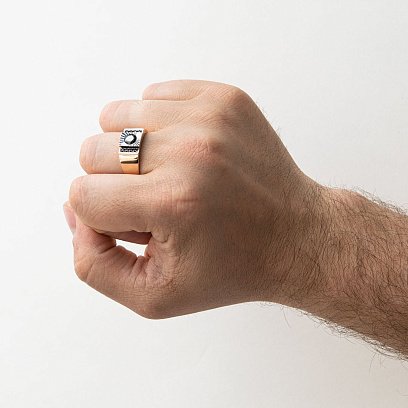 Чоловіча золота печатка з чорними фіанітами к06806 №2