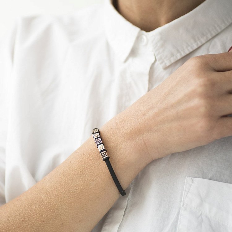 Каучуковый браслет с золотой застежкой (фианит) б03876 от ювелирного магазина Оникс - 3