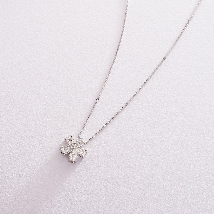 Золотая подвеска "Цветочек" с бриллиантами пб0207di от ювелирного магазина Оникс