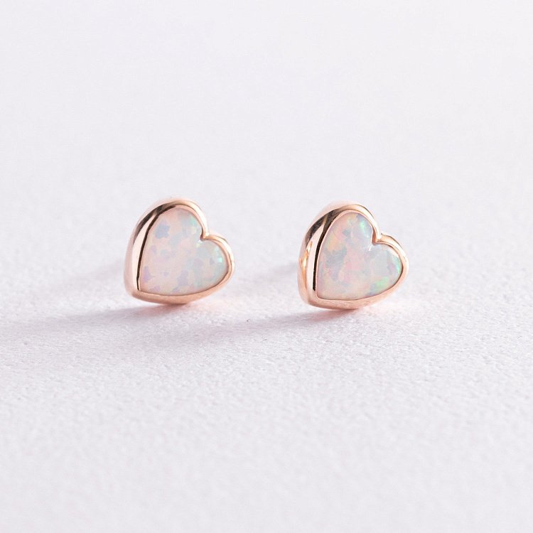 Золотые серьги - пусеты "Сердечки" с опалом с07743 от ювелирного магазина Оникс