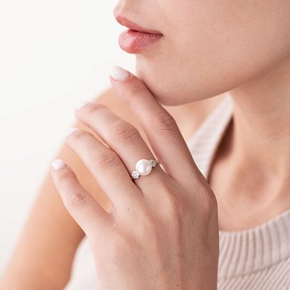 Серебряное кольцо с жемчугом и фианитами 1799/1р-PWT №2