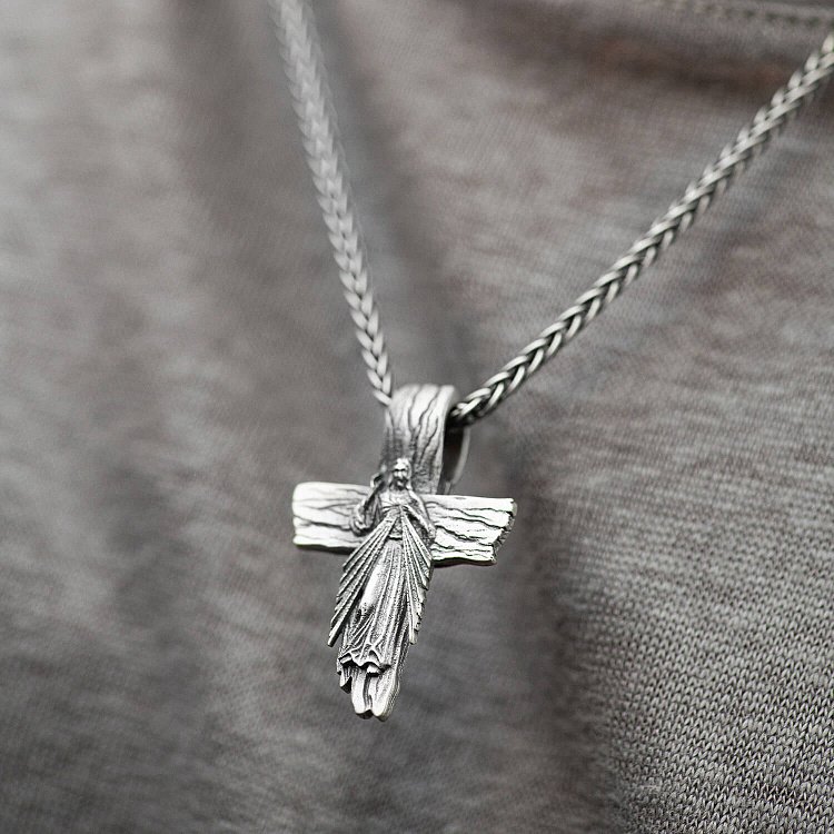 Срібний хрест "Господь Вседержитель" 7094 від ювелірного магазину Онікс - 4