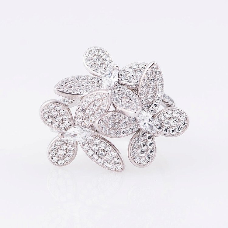 Серебряное кольцо "Бабочки" с фианитами 111953 - 2 Серебряное кольцо "Бабочки" с фианитами 111953 от ювелирного магазина Оникс - 2