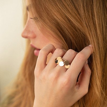 Золота каблучка Монетки к06405 №3