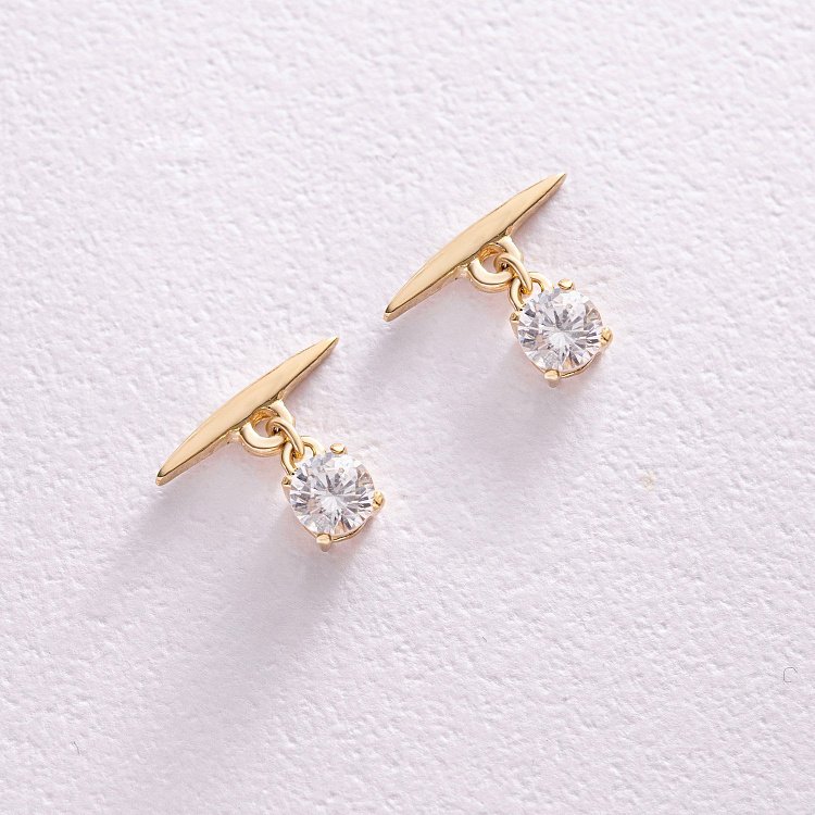 Серьги - пусеты "Эстер" в желтом золоте (фианиты) с07933 от ювелирного магазина Оникс