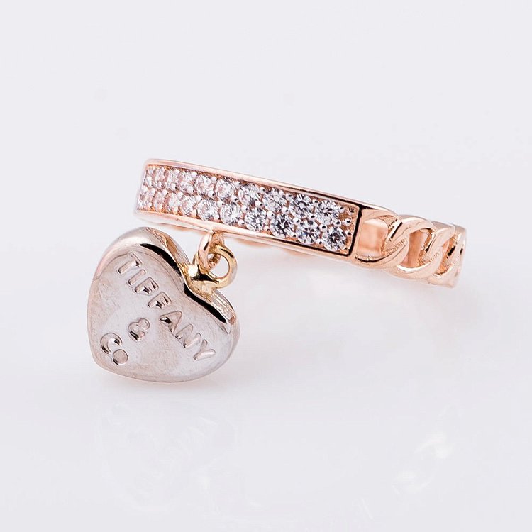 Золота каблучка з фіанітами "Сердечко" к04847 від ювелірного магазину Онікс - 2