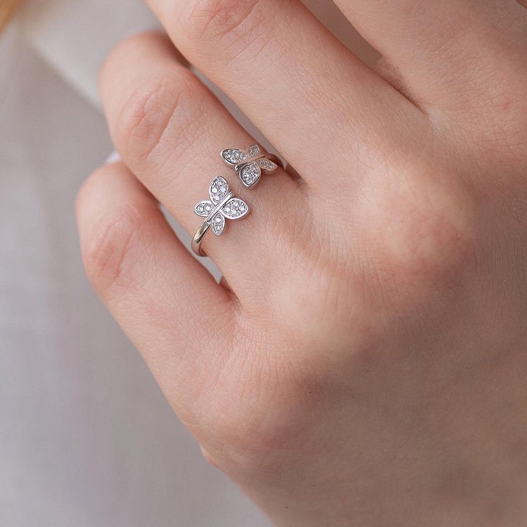 Золотое кольцо "Бабочки" с бриллиантами 29351121 от ювелирного магазина Оникс - 4