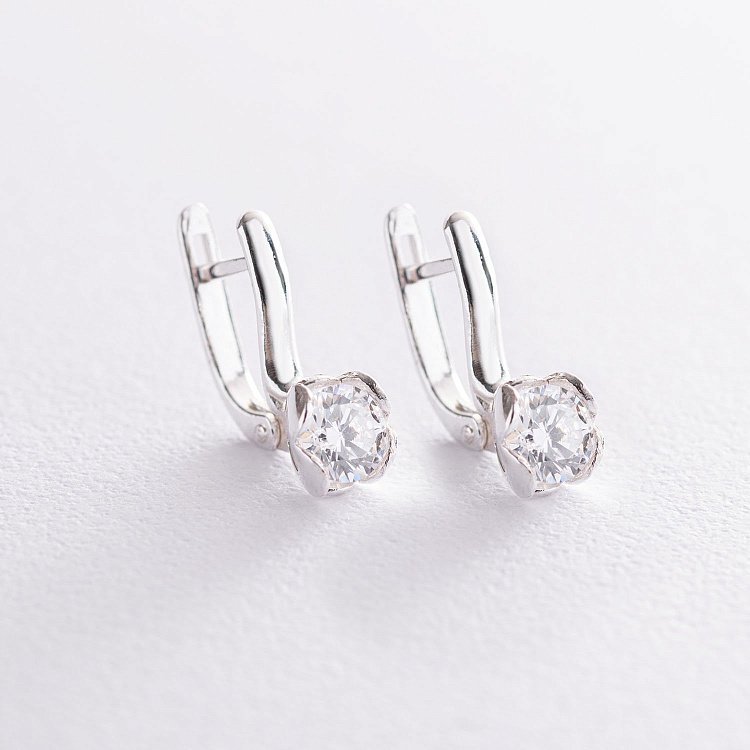 Срібні сережки з сердечками (фіаніти) 122891 від ювелірного магазину Онікс