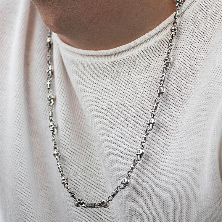 Серебряное колье "Черепа" 364 от ювелирного магазина Оникс - 3