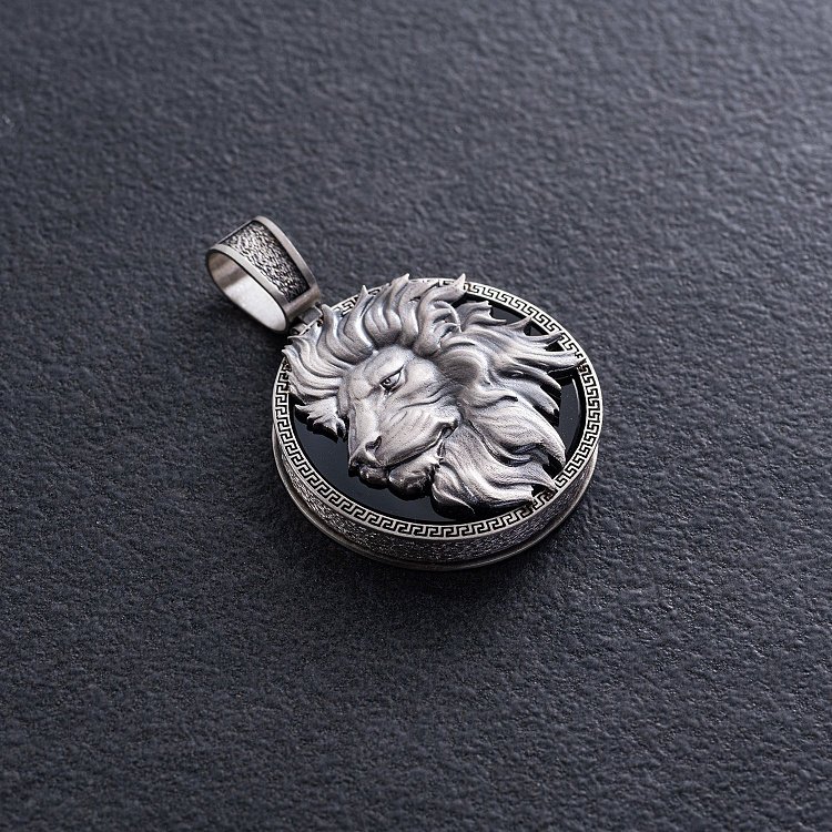 Серебряный кулон "Лев" (оникс) 1251 - 2 Серебряный кулон "Лев" (оникс) 1251 от ювелирного магазина Оникс - 2
