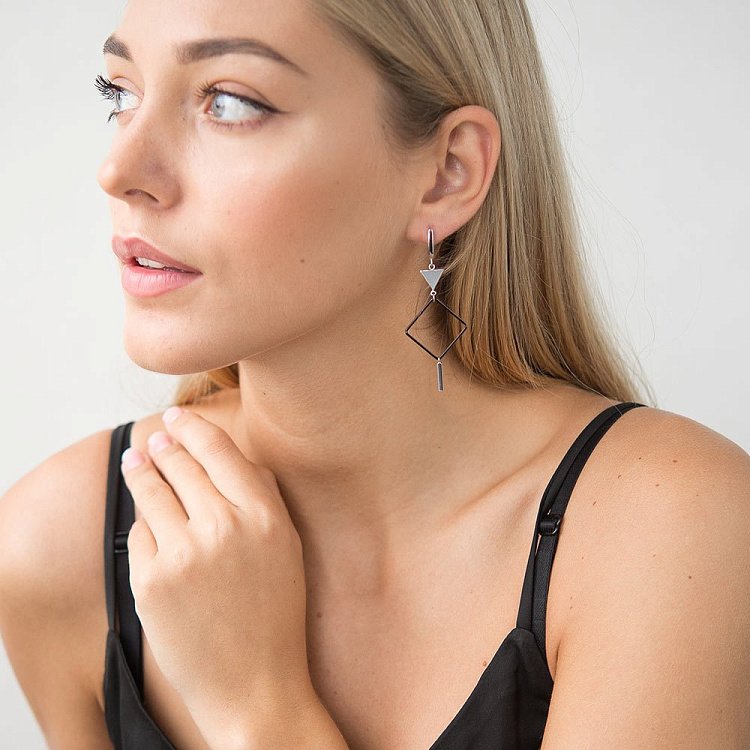 Серебряные серьги "Геометрия" 122244 от ювелирного магазина Оникс - 3