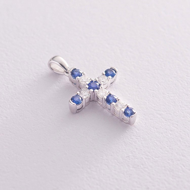 Золотой крестик с сапфирами и бриллиантами п199 от ювелирного магазина Оникс