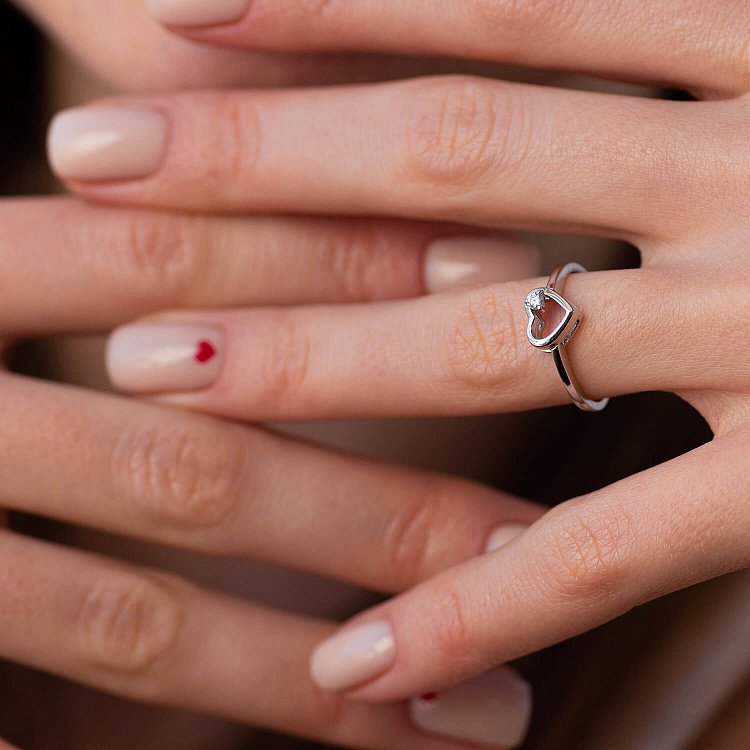 Золотое кольцо "Сердечко" с бриллиантом кб0502z от ювелирного магазина Оникс - 1