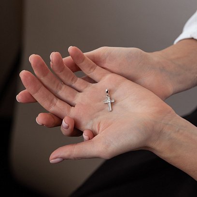 Серебряный крестик с фианитами (родий) 132011 №2