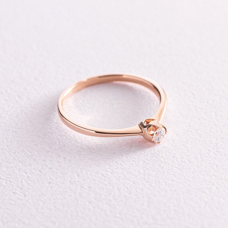 Золотое помолвочное кольцо с бриллиантом кб0153 от ювелирного магазина Оникс