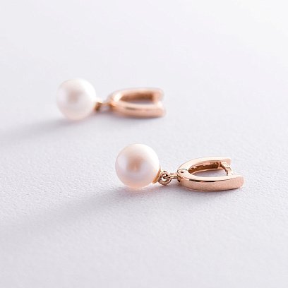 Золотые серьги с жемчугом с05383
