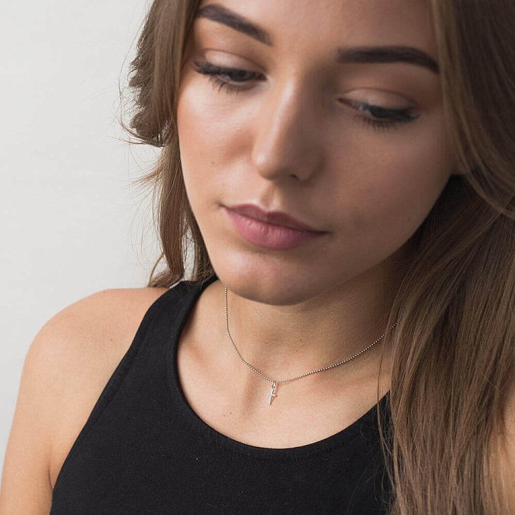 Золотий хрестик з діамантами пб0069ch від ювелірного магазину Онікс - 2