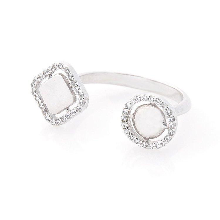 Золотое кольцо "Клевер" (фианиты) к04809 - 3 Золотое кольцо "Клевер" (фианиты) к04809 от ювелирного магазина Оникс - 3