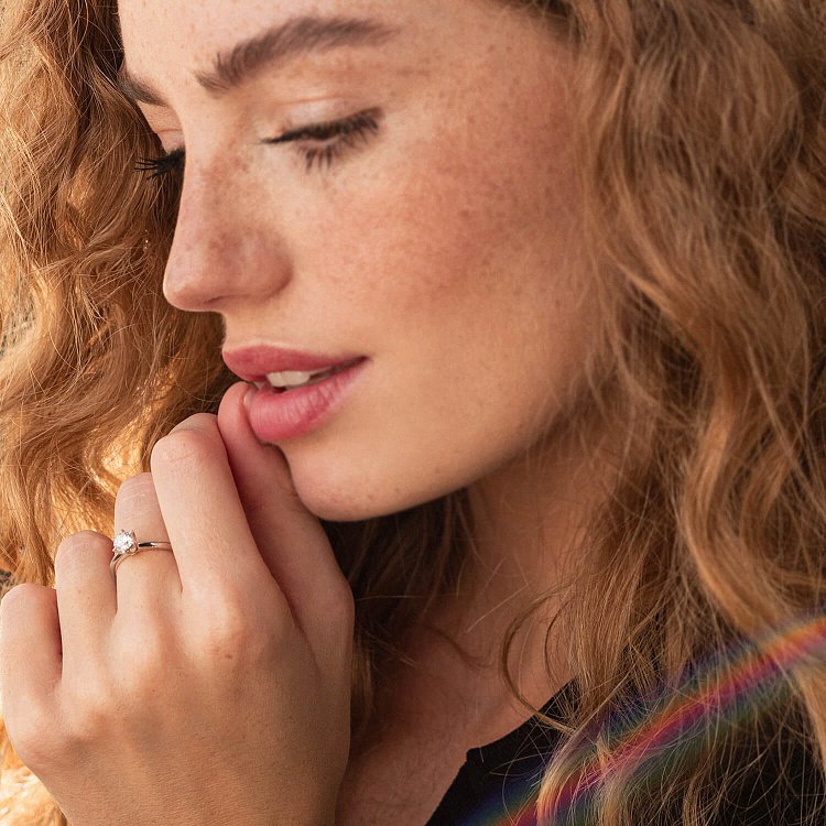 Заручальна золота каблучка з діамантом кб0278 від ювелірного магазину Онікс - 1