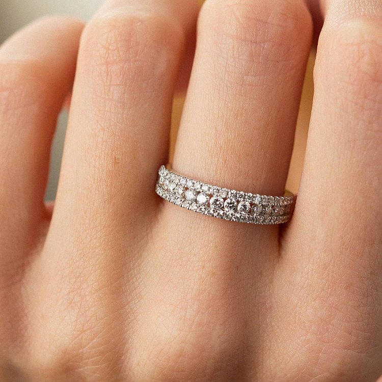 Кольцо в белом золоте с бриллианты кб0432nl от ювелирного магазина Оникс - 3