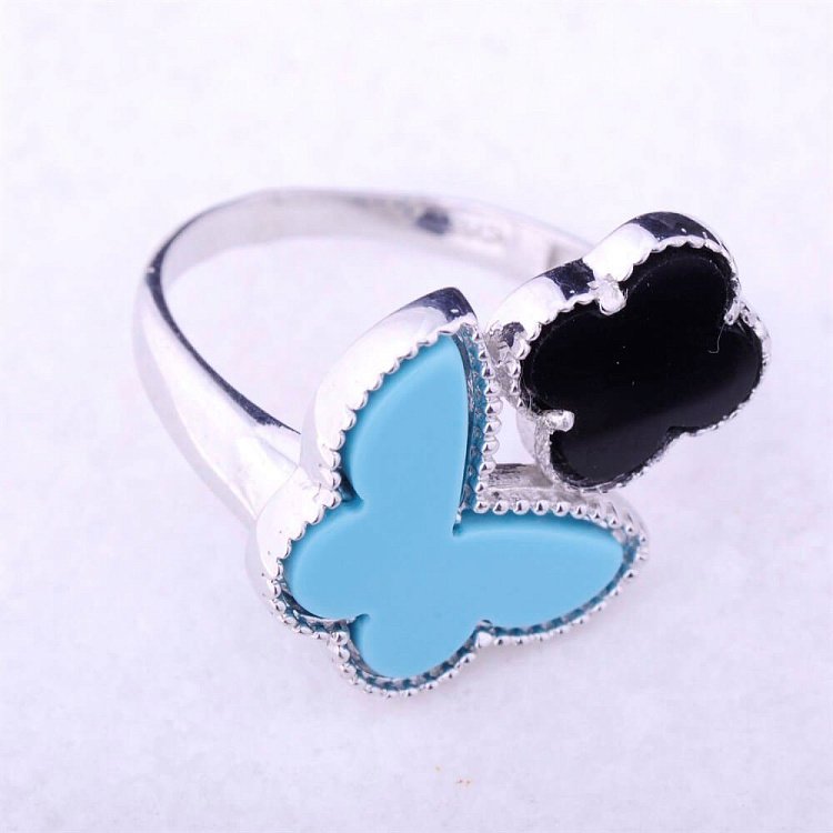 Каблучка "Конюшина і метелик" (ім. бірюза, онікс, родій) 111632 від ювелірного магазину Онікс - 1