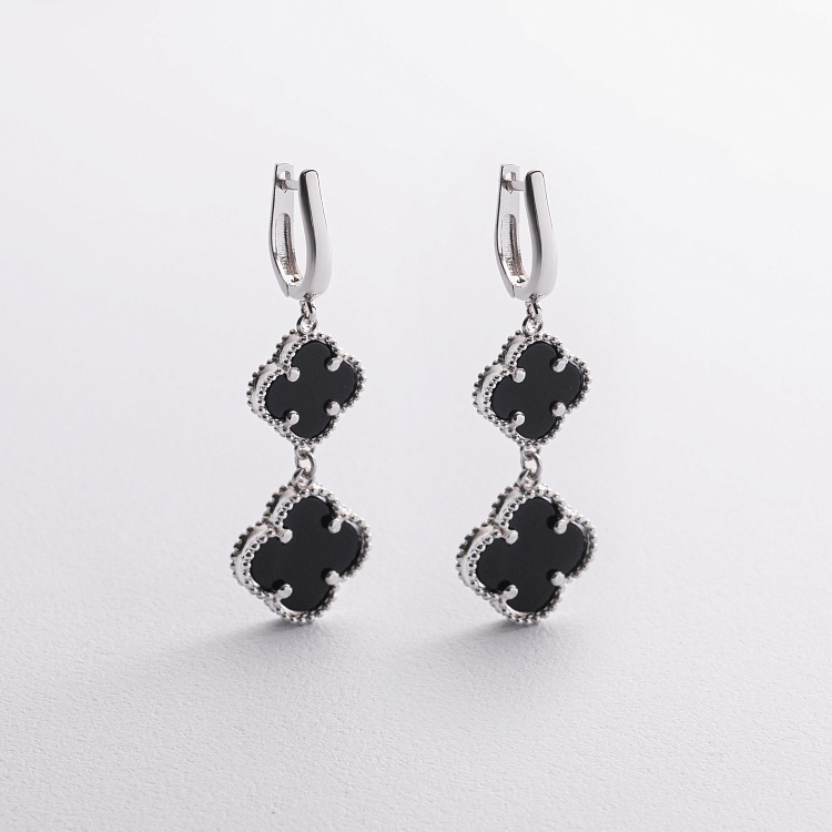 Серебряные серьги "Клевер" с ониксом 123498 от ювелирного магазина Оникс