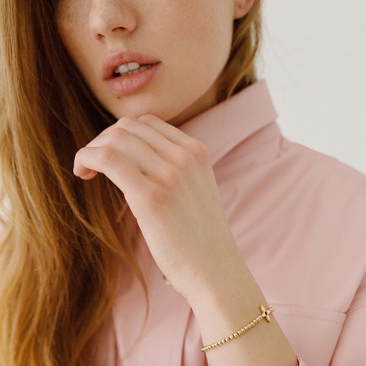 Кульковий браслет "Конюшина" в жовтому золоті б04436 від ювелірного магазину Онікс - 1