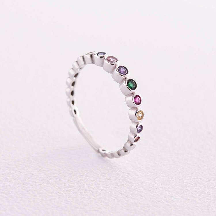 Кольцо с разноцветными фианитами (белое золото) к07130 от ювелирного магазина Оникс