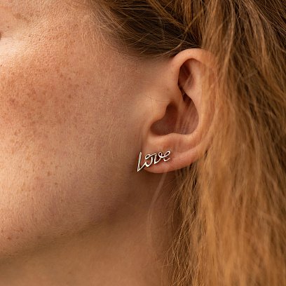 Серьги - пусеты "Love" в белом золоте с07673 №4