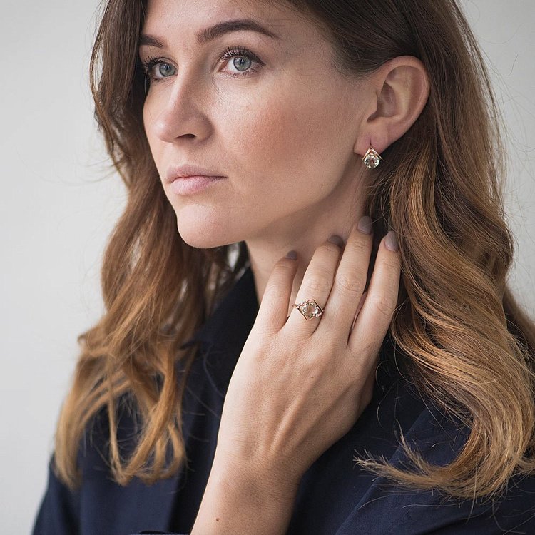 Золоті сережки з аметистом і фіанітами 14050400 від ювелірного магазину Онікс - 3