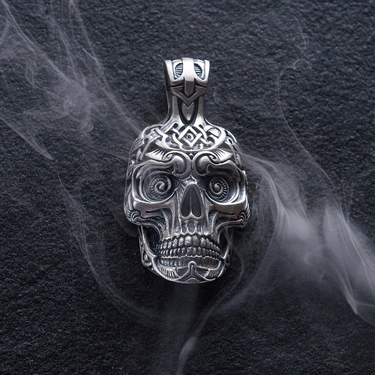 Срібна підвіска "Череп" (чорніння) 132570 від ювелірного магазину Онікс - 6