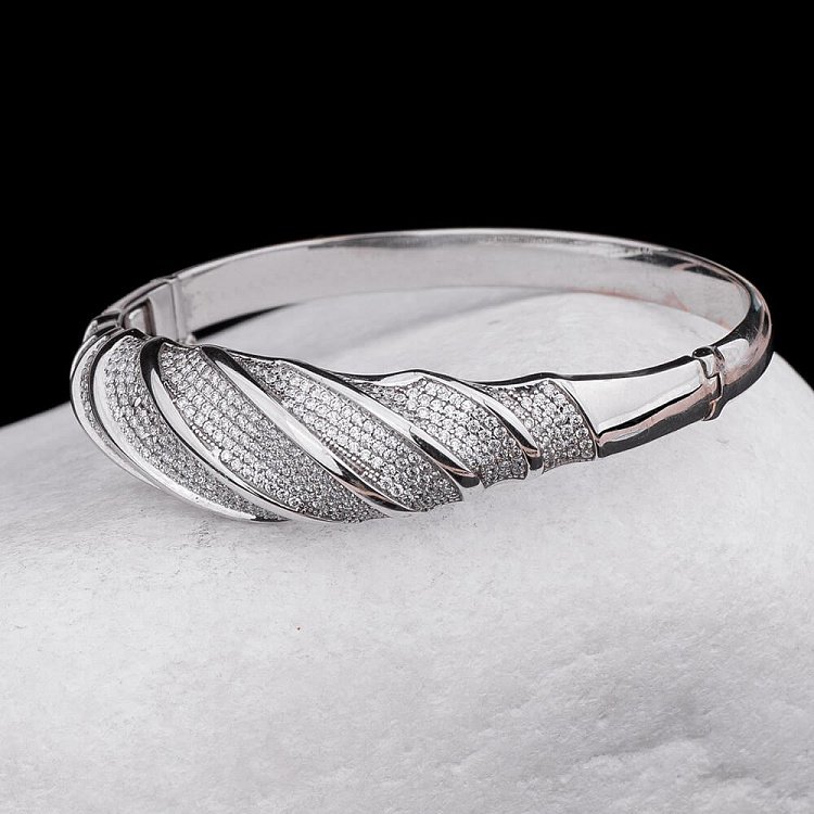 Жіночий браслет з фіанітами б00928 від ювелірного магазину Онікс - 1