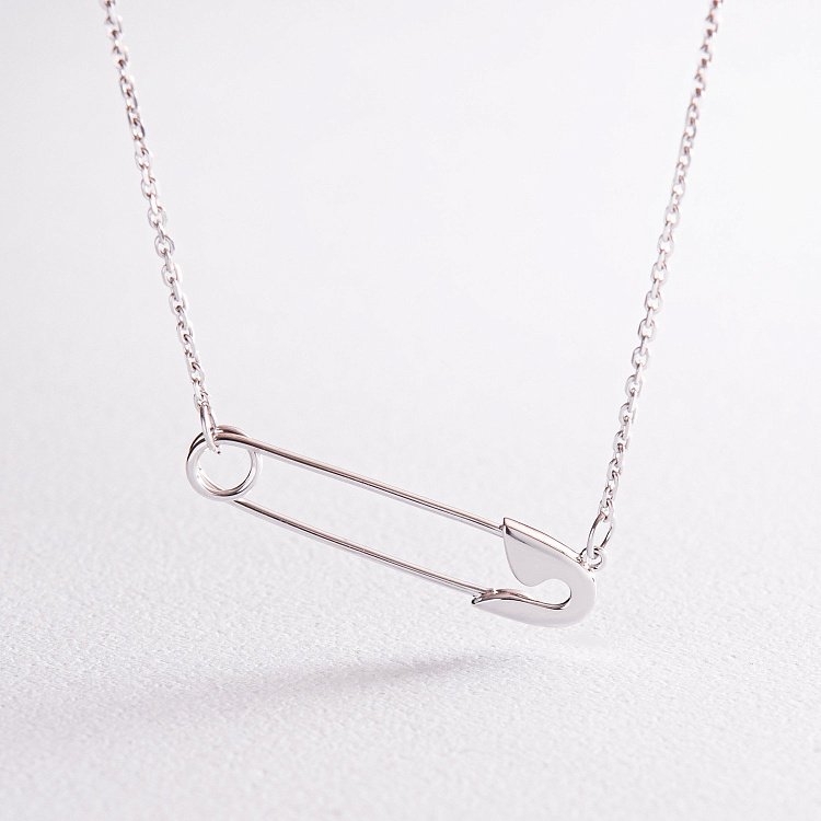 Колье "Булавка" в белом золоте кол02252 от ювелирного магазина Оникс