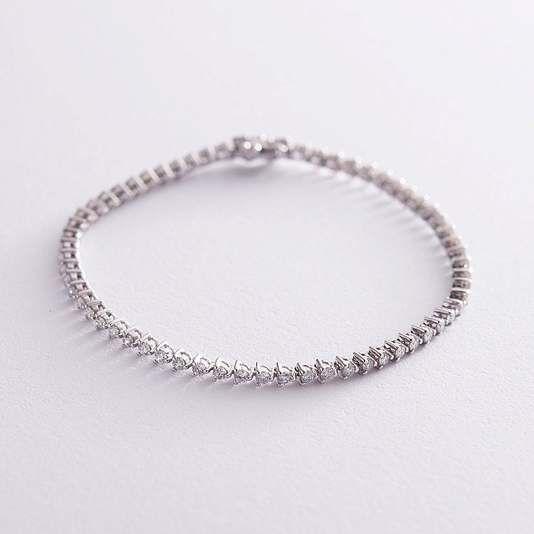 Золотой браслет с бриллиантами б608 от ювелирного магазина Оникс