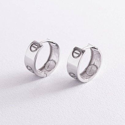 Серьги - кольца "Love" в белом золоте с04671