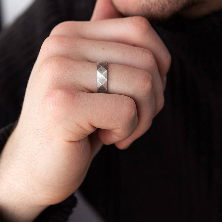 Срібна каблучка "Геометрія" 112706 від ювелірного магазину Онікс - 8