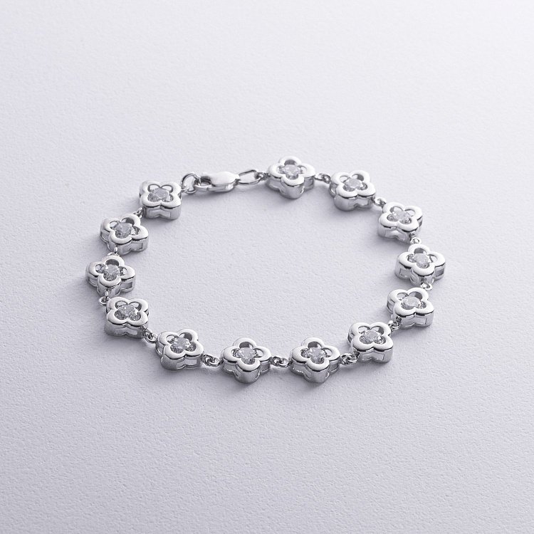 Срібний браслет "Конюшина" з фіанітами 141438 від ювелірного магазину Онікс