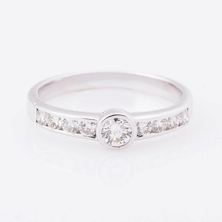 Золотое помолвочное кольцо с бриллиантом р0658б от ювелирного магазина Оникс - 2