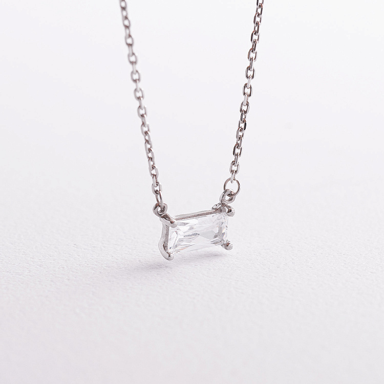 Серебряное колье с фианитом 908-01407 от ювелирного магазина Оникс - 1