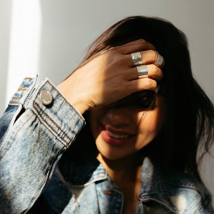 Широкое кольцо "Плутон" в серебре 112154 от ювелирного магазина Оникс - 19