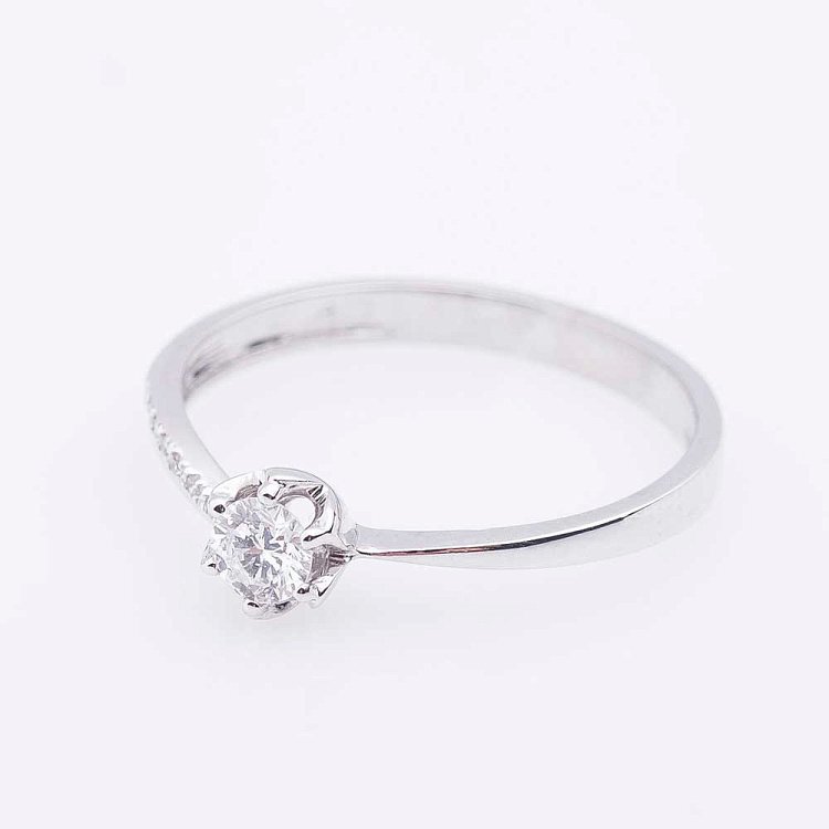 Золотое кольцо с бриллиантами кб0047 от ювелирного магазина Оникс - 1