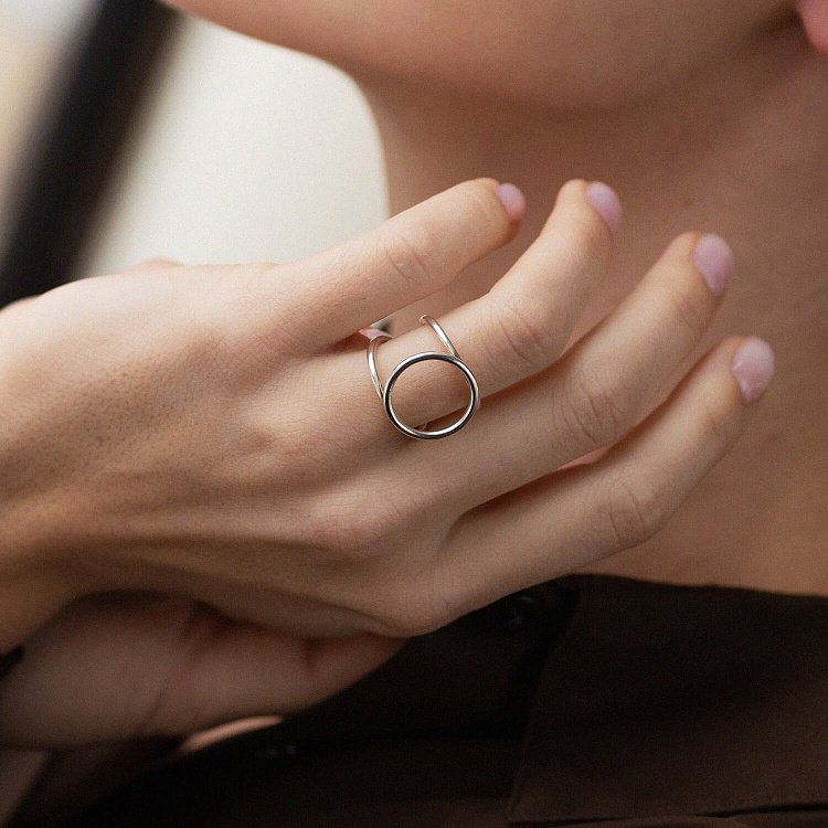 Серебряное кольцо "Круговорот" 112250 от ювелирного магазина Оникс - 18