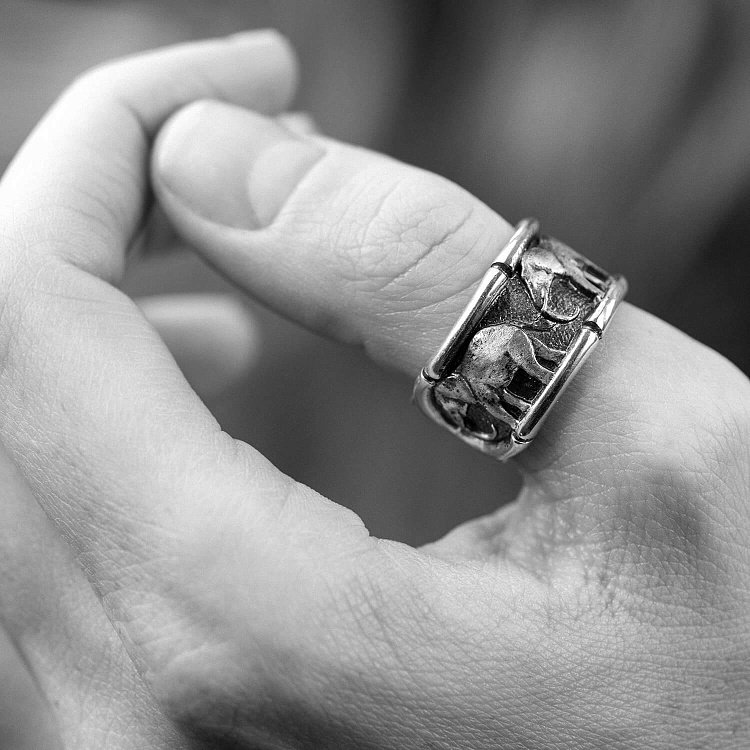 Серебряное кольцо "Слоны" 112727 от ювелирного магазина Оникс - 4