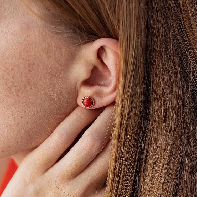 Серьги - пусеты с кораллом (красное золото) с08678 от ювелирного магазина Оникс - 4