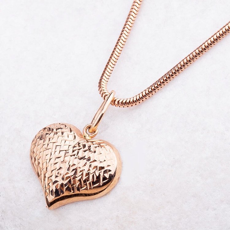 Золота підвіска "Серце" п01757 від ювелірного магазину Онікс