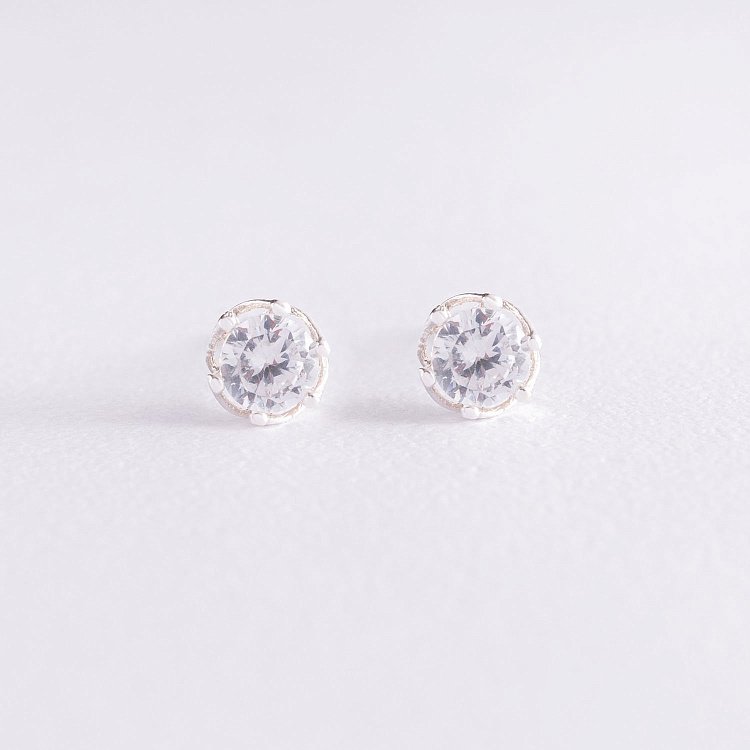 Срібні сережки - пусети з фіанітами 121900 від ювелірного магазину Онікс - 4