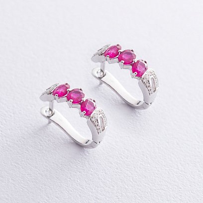 Золоті сережки з діамантами та рубінами E10853Raj