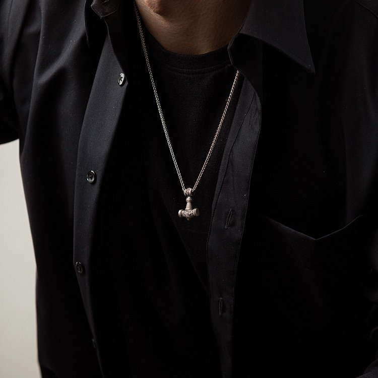 Серебряный кулон "Молот Тора" 7042 от ювелирного магазина Оникс - 4