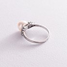 Серебряное кольцо с жемчугом и фианитами 1808/1р-PWT от ювелирного магазина Оникс - 2