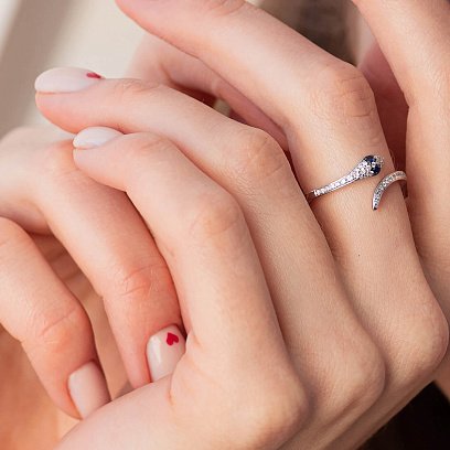 Золотое кольцо "Змея" с бриллиантами и сапфирами кб0487ca №4